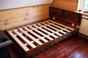 Ремонт деревянных кроватей в Октябрьском